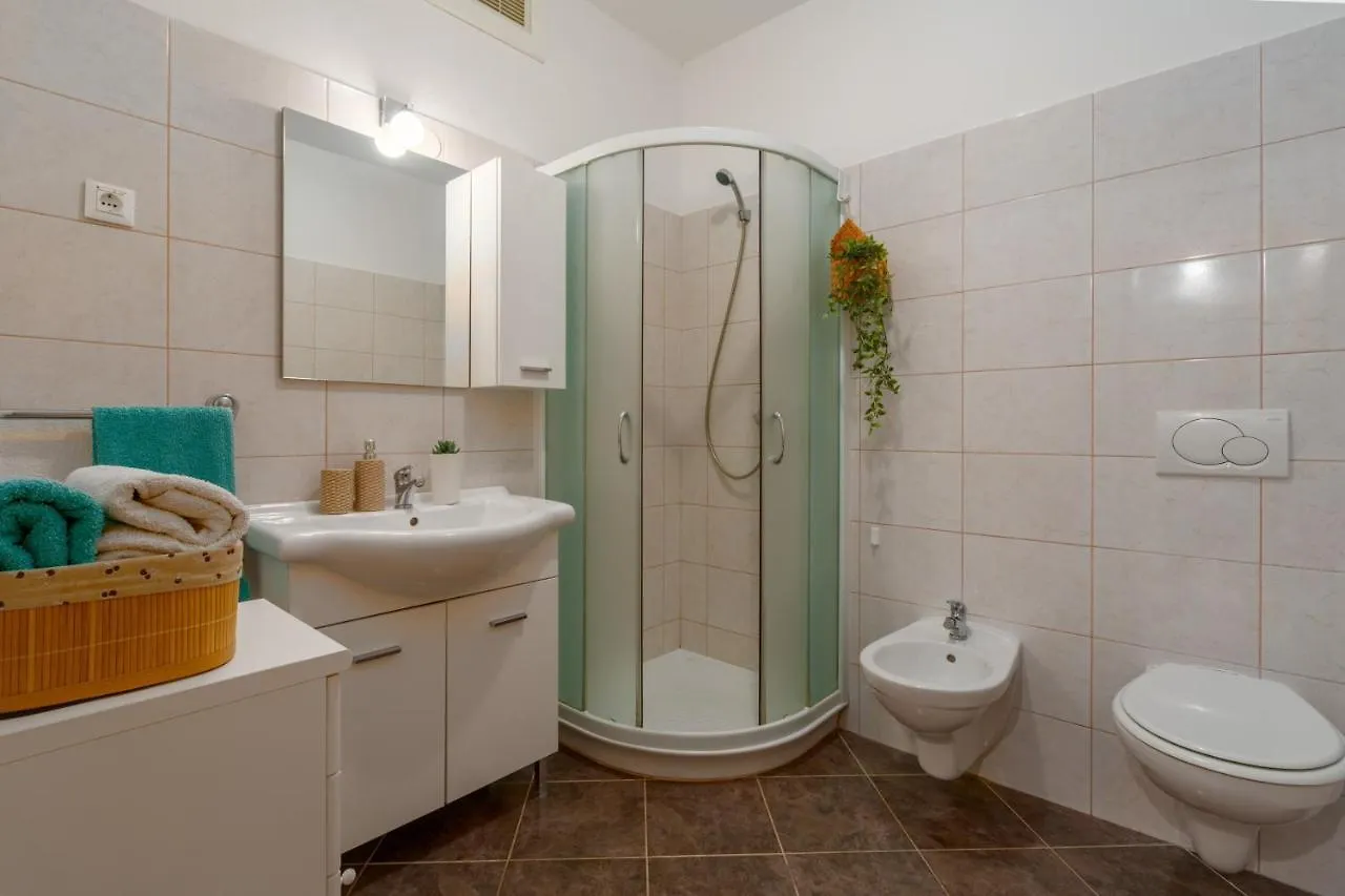 Studio Apartments Pinia-Marina Porec Croatia