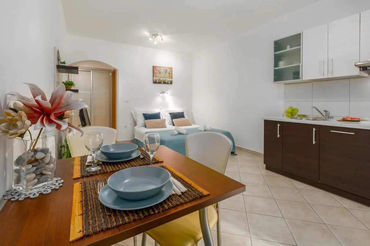 Studio Apartments Pinia-Marina Porec 0*,