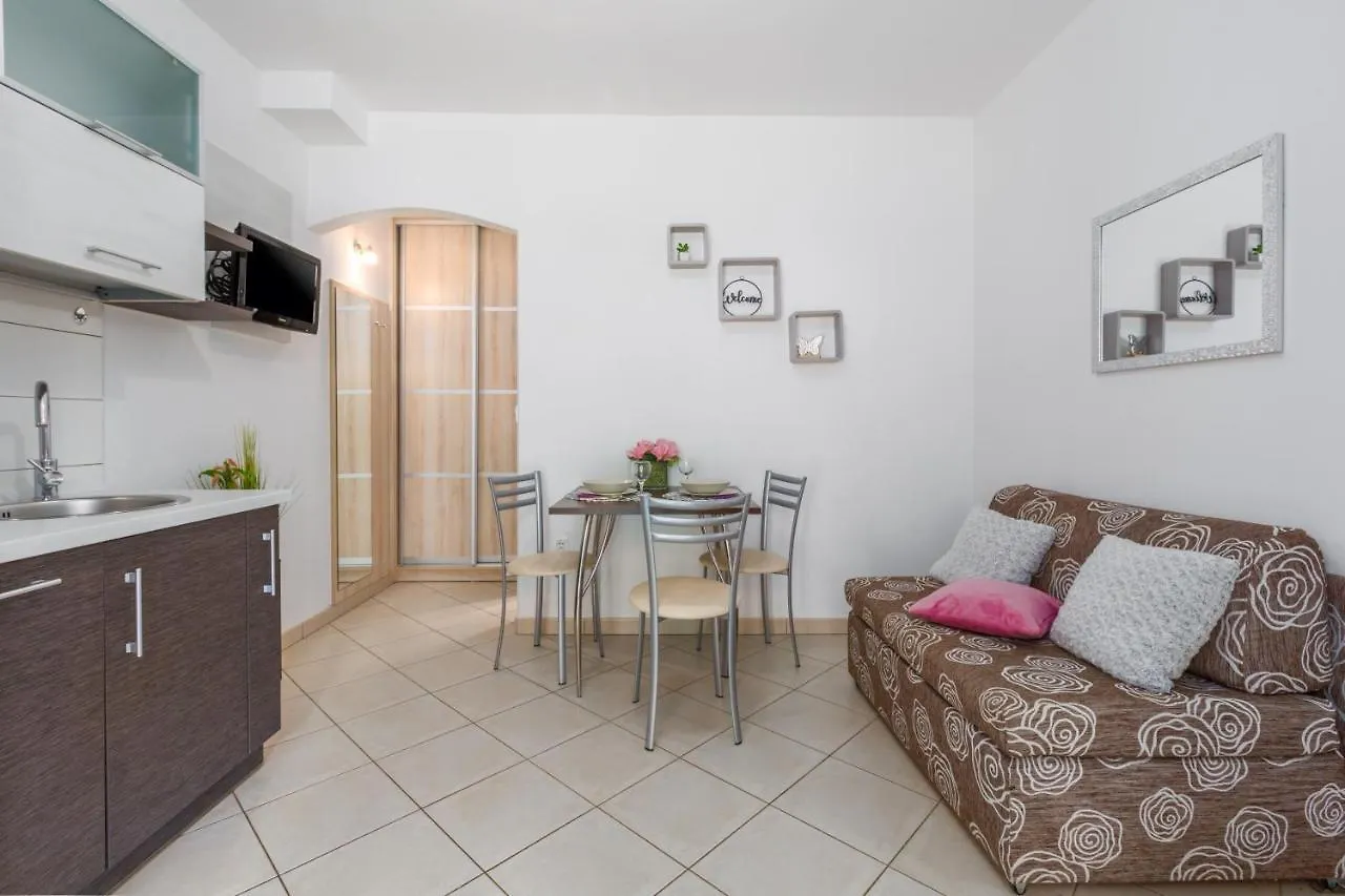 Studio Apartments Pinia-Marina Porec 0*,  Croatia