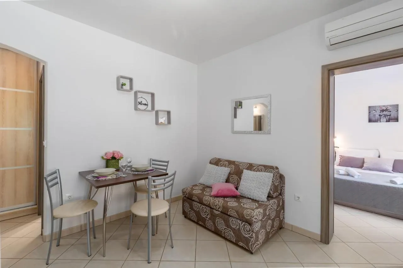 Studio Apartments Pinia-Marina Porec